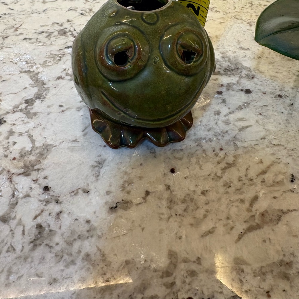 Vintage Ceramic Frog Candle Holder/ Incense Burner Cute Village Bath Products - Picture 8 of 10